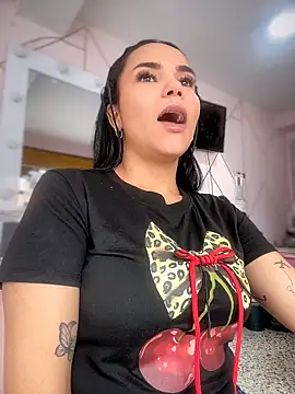 Naatalia online show from 04/14/26, 05:18