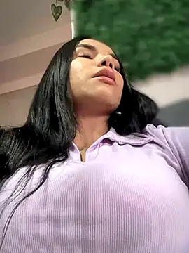 Naatalia online show from 09/18/25, 09:40