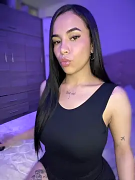 Naatalia online show from 11/19/25, 08:53