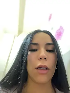 Snapshot of Naatalia chatting on 07/18/26, 08:06 Naatalia online show from 07/18/26, 08:06