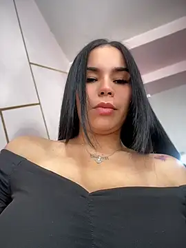 Snapshot of Naatalia chatting on 07/04/26, 08:02 Naatalia online show from 07/04/26, 08:02