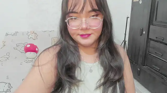 Naoko 7w7 online show from 06/17/26, 01:32