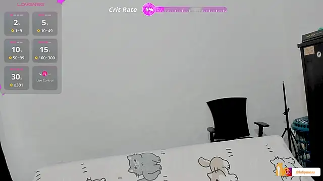 Naoko 7w7 online show from 10/17/25, 10:11