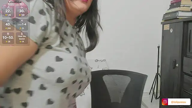 Naoko 7w7 online show from 03/31/26, 01:29