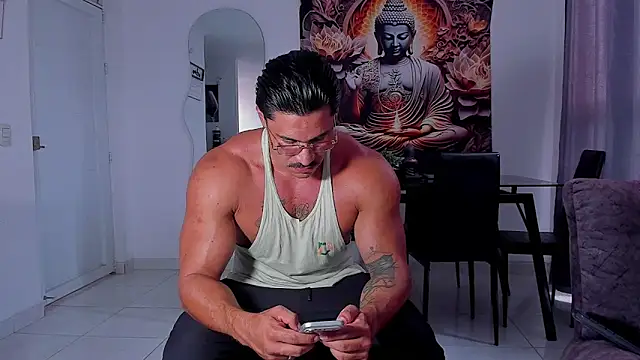 Valentino Dosantos  online show from 12/19/25, 08:22