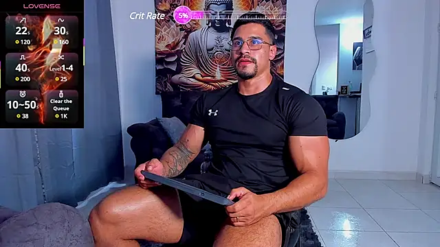 Snapshot of Valentino_Dosantos_ chatting on 03/19/25, 09:27 Valentino Dosantos online show from 03/19/25, 09:27