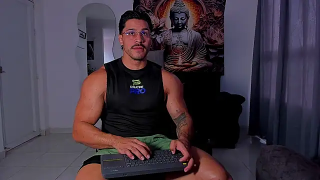 Valentino Dosantos  online show from 11/15/25, 02:32