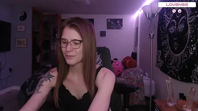 wetwildwhore online show from 11/14/25, 09:07