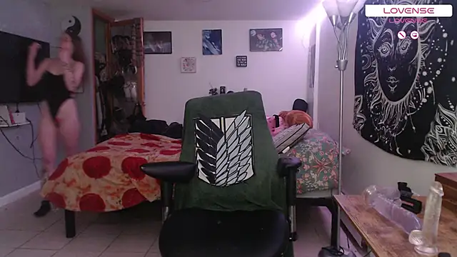 wetwildwhore online show from 10/25/25, 05:24