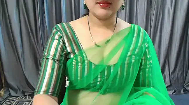Snapshot of goldiwets chatting on 03/19/25, 04:03 goldiwets online show from 03/19/25, 04:03