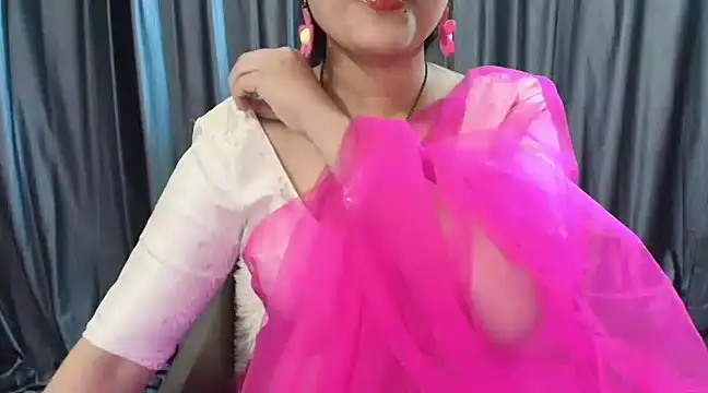 Snapshot of goldiwets chatting on 03/20/25, 04:07 goldiwets online show from 03/20/25, 04:07