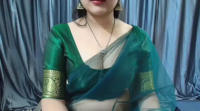 Snapshot of goldiwets chatting on 03/02/25, 06:03 goldiwets online show from 03/02/25, 06:03