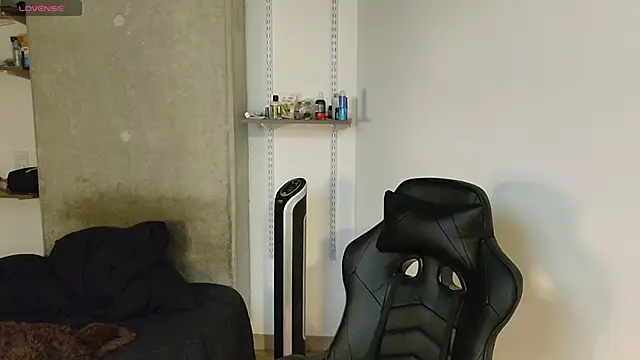 Snapshot of kevin_jef chatting on 10/08/25, 02:13 kevin jef online show from 10/08/25, 02:13