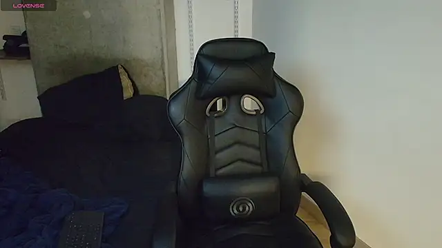 Snapshot of kevin_jef chatting on 11/05/25, 03:42 kevin jef online show from 11/05/25, 03:42