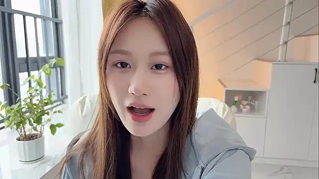 Cassie-20 online show from 11/19/25, 02:22