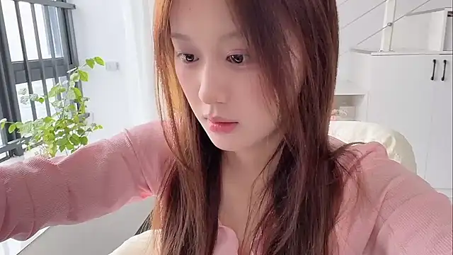 Cassie-20 online show from 10/28/25, 02:12