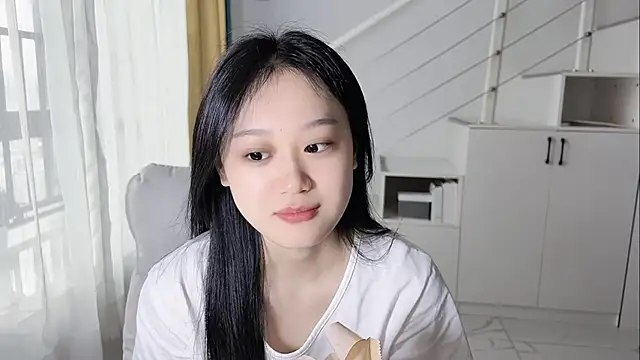 Snapshot of Cassie-20 chatting on 03/17/25, 11:35 Cassie-20 online show from 03/17/25, 11:35