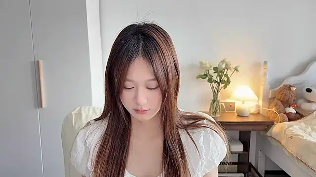 Cassie-20 online show from 05/13/26, 04:41