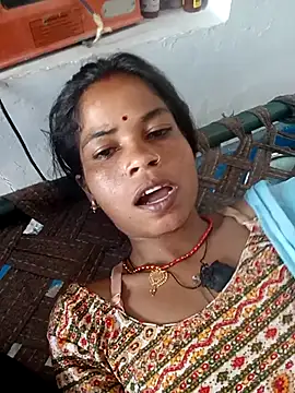 MEENA ROY online show from 04/15/26, 05:46