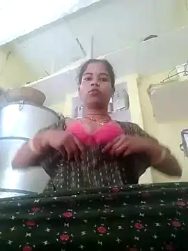 MEENA ROY online show from 02/21/25, 03:23