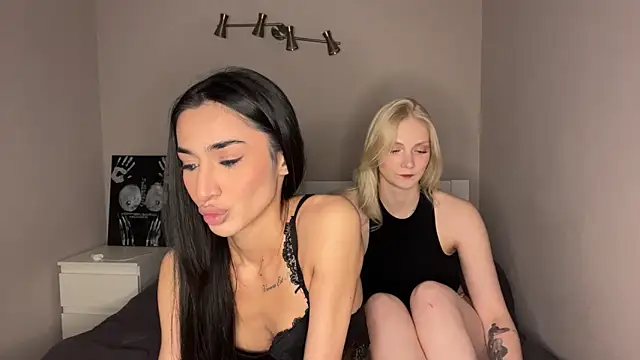 alissadreams online show from 09/24/25, 04:57