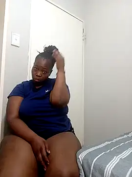 Snapshot of PinkMagic chatting on 02/01/26, 09:24 PinkMagic online show from 02/01/26, 09:24