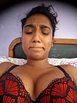 indianpink lips online show from 05/08/26, 11:14