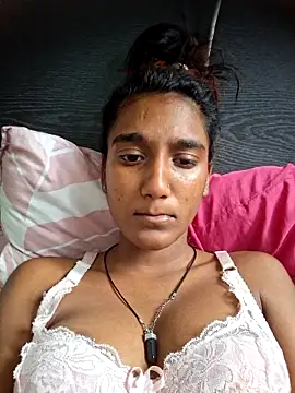 indianpink lips online show from 03/06/26, 12:33