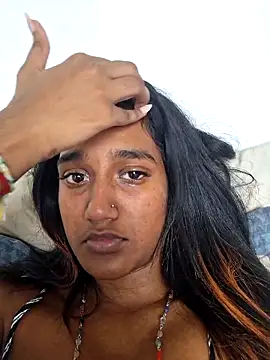 Snapshot of indianpink_lips chatting on 09/20/25, 09:25 indianpink lips online show from 09/20/25, 09:25