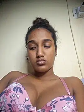 indianpink lips online show from 11/11/25, 05:41