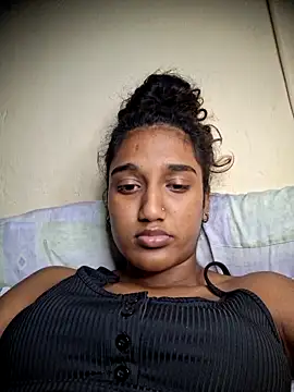 indianpink lips online show from 11/12/25, 05:50