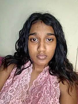 Snapshot of indianpink_lips chatting on 09/26/25, 04:14 indianpink lips online show from 09/26/25, 04:14