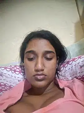 indianpink lips online show from 11/10/25, 07:08