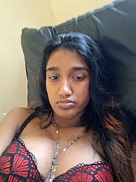 Snapshot of indianpink_lips chatting on 09/09/25, 11:19 indianpink lips online show from 09/09/25, 11:19