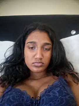 Snapshot of indianpink_lips chatting on 11/03/25, 12:31 indianpink lips online show from 11/03/25, 12:31