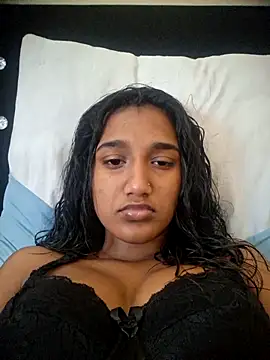 indianpink lips online show from 11/15/25, 11:36