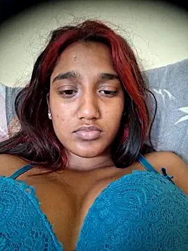 indianpink lips online show from 12/14/25, 12:22