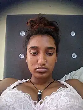 indianpink lips online show from 02/21/26, 12:51