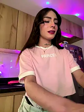 Snapshot of candycami19 chatting on 09/22/25, 06:08 candycami19 online show from 09/22/25, 06:08