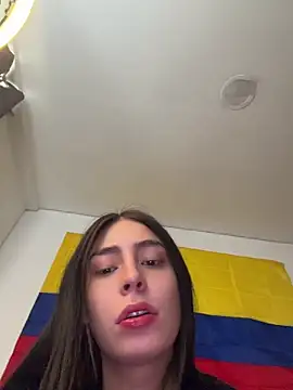 candycami19 online show from 04/28/26, 06:01