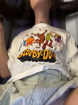 Snapshot of candycami19 chatting on 10/01/25, 05:23 candycami19 online show from 10/01/25, 05:23