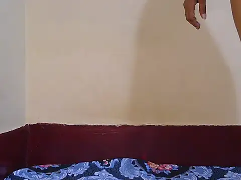 Riyaa Kaur online show from 04/07/26, 08:05