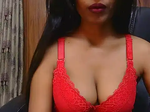 Snapshot of Riyaa_Kaur chatting on 05/11/26, 06:04 Riyaa Kaur online show from 05/11/26, 06:04