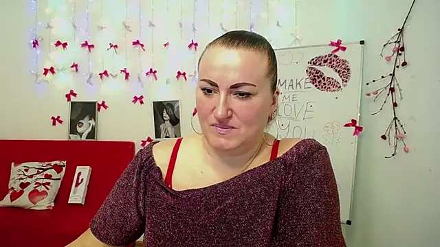 DianaMGG online show from 02/27/26, 06:30