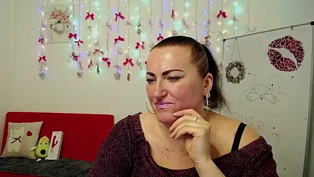 DianaMGG online show from 04/02/26, 06:31