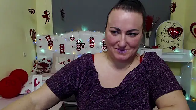 DianaMGG online show from 02/05/26, 09:16