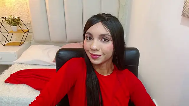 Snapshot of camilah_tk chatting on 05/14/26, 12:35 camilah tk online show from 05/14/26, 12:35
