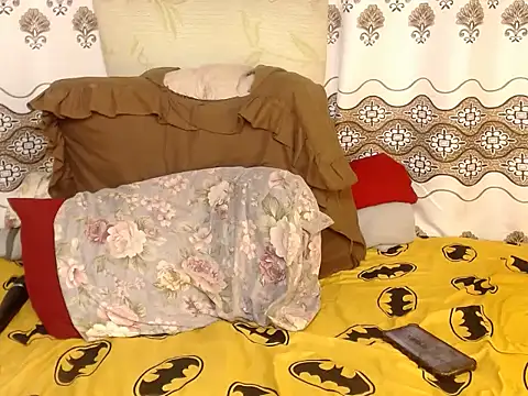 Snapshot of Karishma99_ chatting on 03/15/26, 07:43 Karishma99 online show from 03/15/26, 07:43