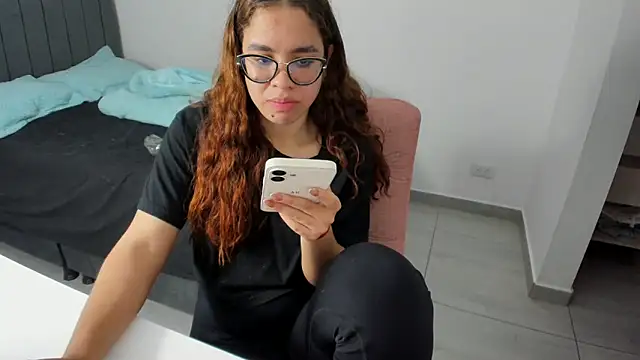 Greciaruiz  online show from 09/29/25, 10:59