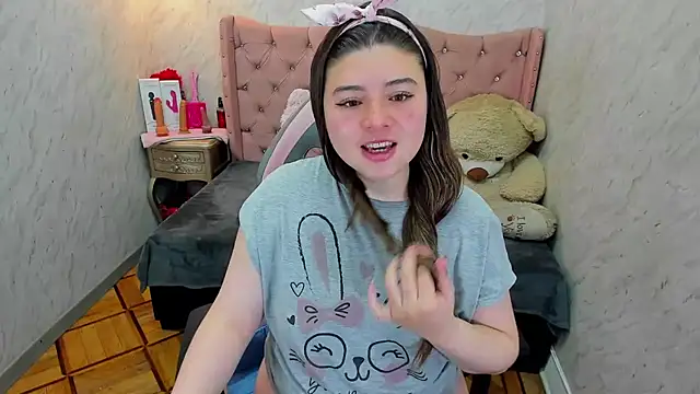 Lianngrace online show from 04/07/26, 01:46